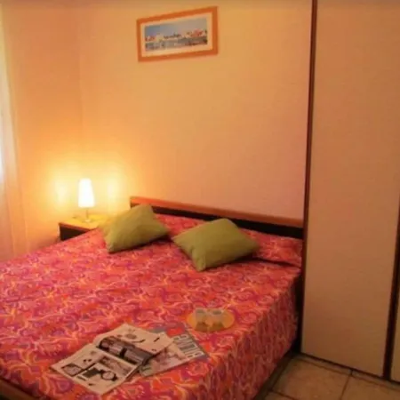 Lovely House With Garden In Pineda فيلة بيبيوني