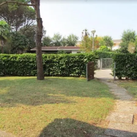 Lovely House With Garden In Pineda